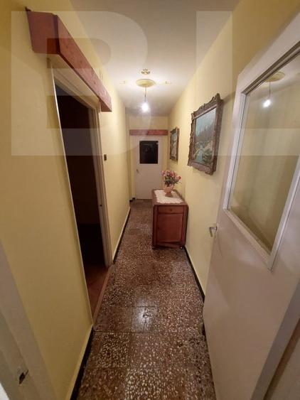 Apartament cu 3 camere semidecomandat, mobilat în Lugoj