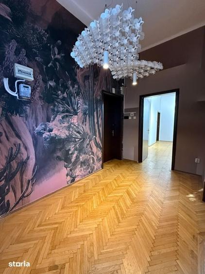 Apartament cu 4 camere în Primăverii