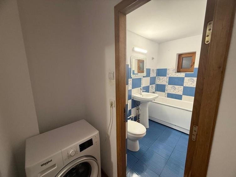 Apartament cu 3 camere decomandat în Dorobanți 1
