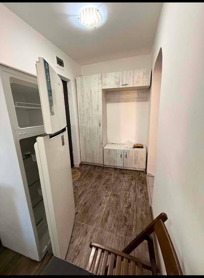 Apartament cu 2 camere decomandat în Exterior Vest