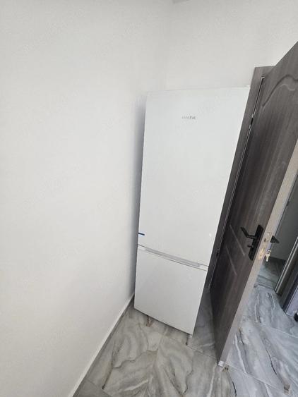 Apartament cu 2 camere decomandat în Berceni