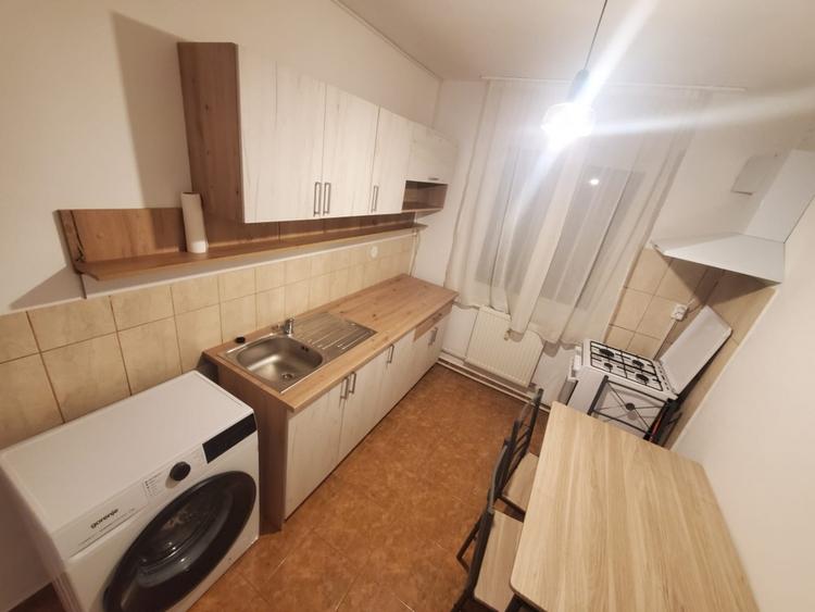 Calea Sagului- Apartament 2 camere-renovat complet - 1