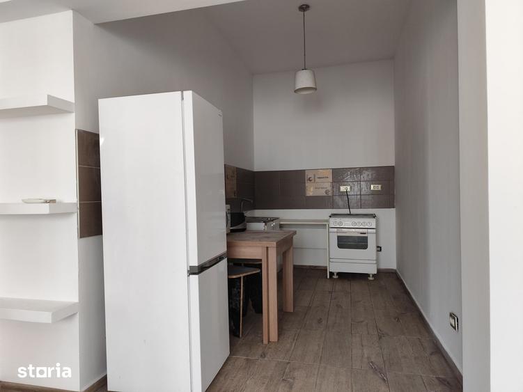 Apartament cu 2 camere semidecomandat în Ultracentral