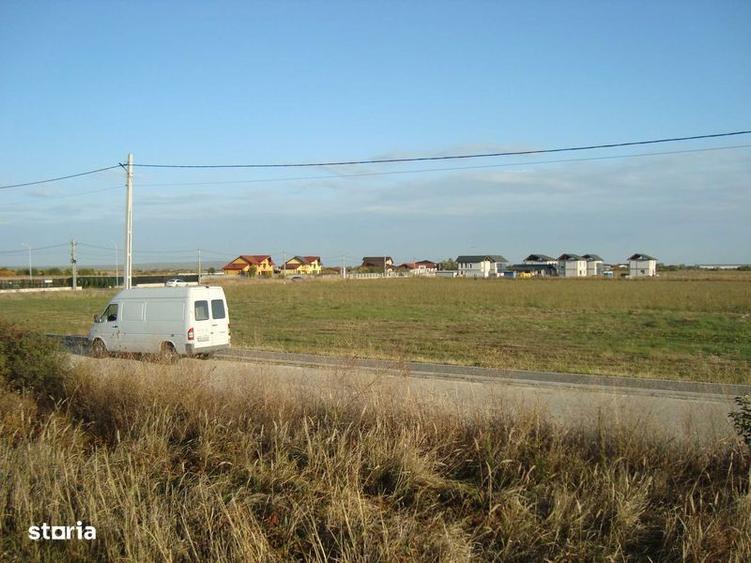 Teren de 629 mp, în Ulmi