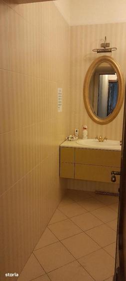 Casă cu Teren 400 Mp în Decebal