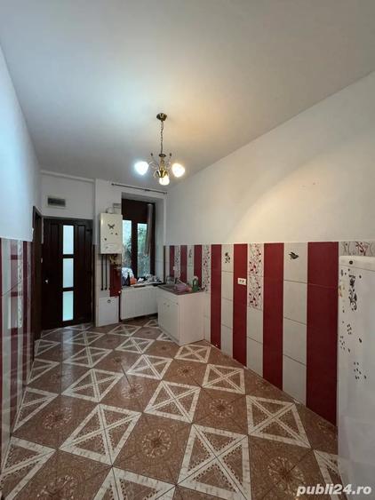 Casă cu 2 camere în Central