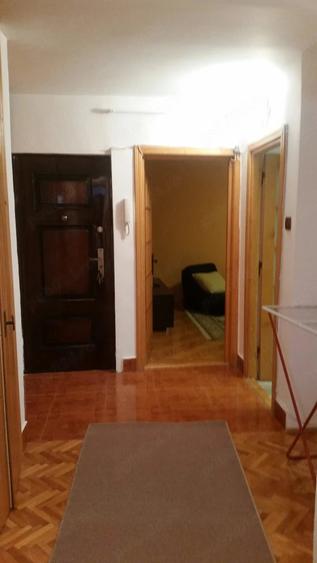 Apartament cu 2 camere decomandat în Lipovei