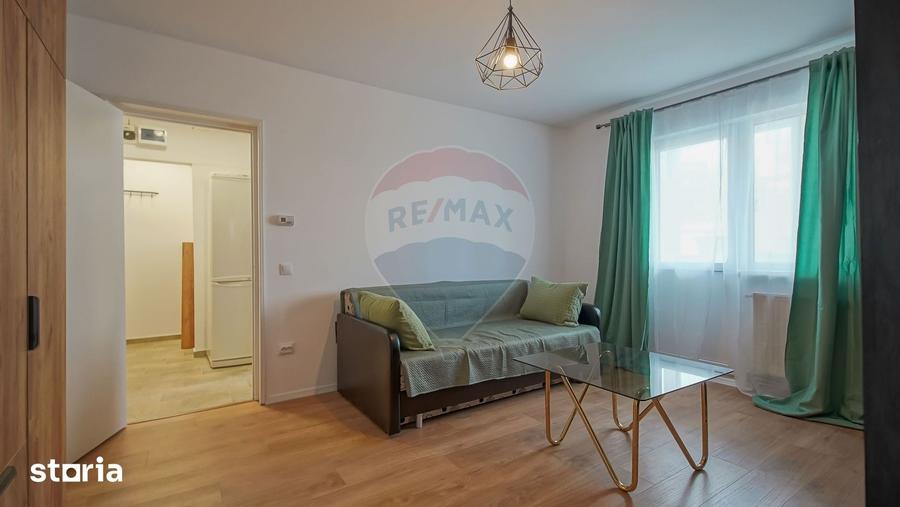 Apartament cu 2 camere semidecomandat în Griviței