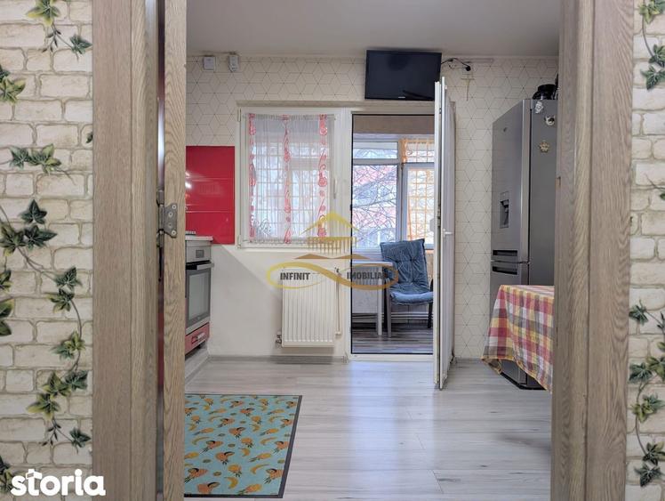 Apartament cu 3 camere decomandat în Bistrița Lac