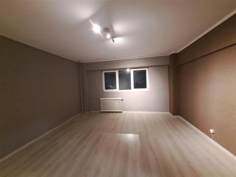 Apartament cu 2 camere decomandat, mobilat în Unirii