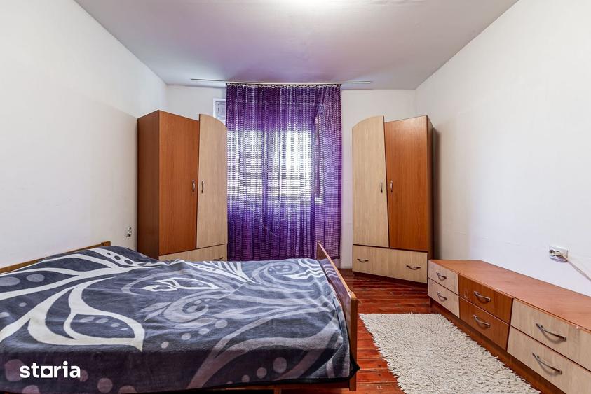 Casă cu 3 camere cu Teren 3950 Mp în Dorobanți
