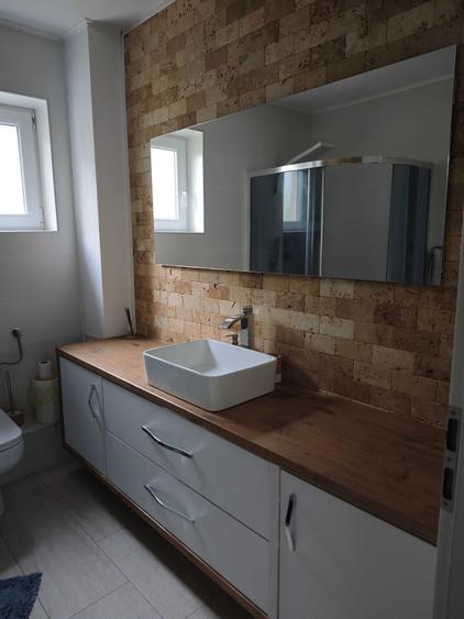 Apartament cu 2 camere decomandat în Turnișor