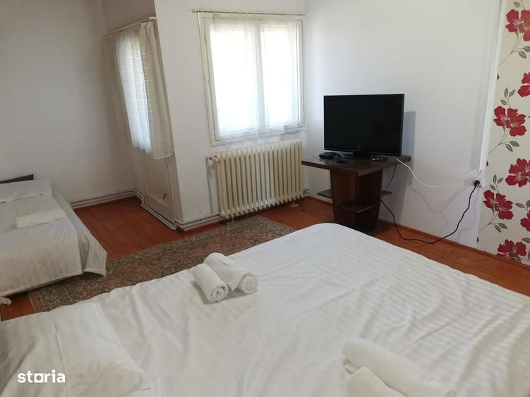Casă cu 4 camere cu Teren 1000 Mp în Comarnic