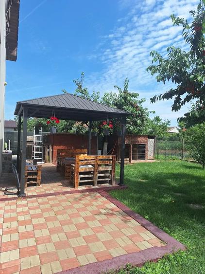 Casă cu 5 camere cu Teren 400 Mp în Șofronea