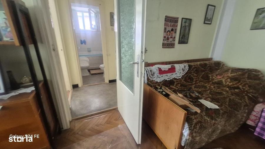 Apartament cu 3 camere în Ștefan cel Mare