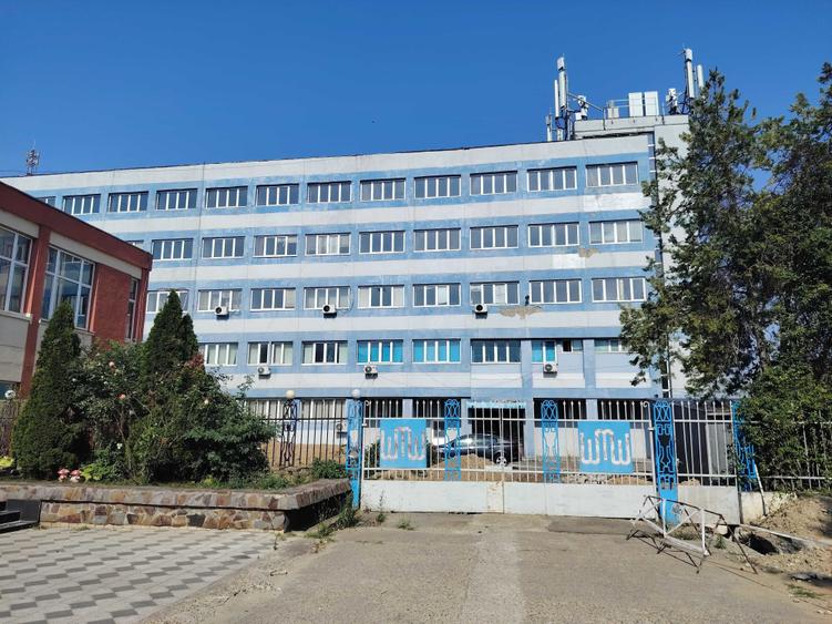 Spațiu comercial, în Republicii