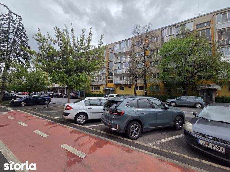 Apartament cu 3 camere în Mărăști