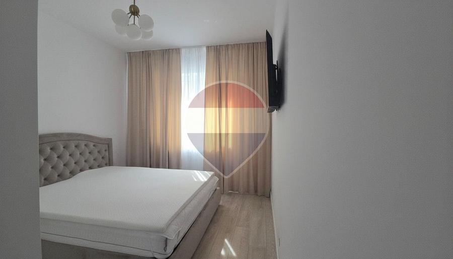 Apartament cu 2 camere decomandat, mobilat în Est