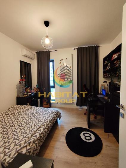 Apartament cu 4 camere decomandat, mobilat în Brâncoveanu
