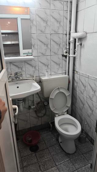 Garsonieră semidecomandată în Apărătorii Patriei