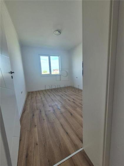 Casă individuală cu 4 camere cu Teren 748 Mp în Moșnița Nouă