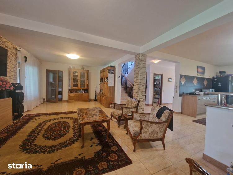 Valu lui Traian- Vila P+1, 4 camere, 1 garaj, teren 716mp-260.000e neg - 15