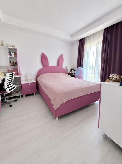 Apartament cu 4 camere în Crețuleasca