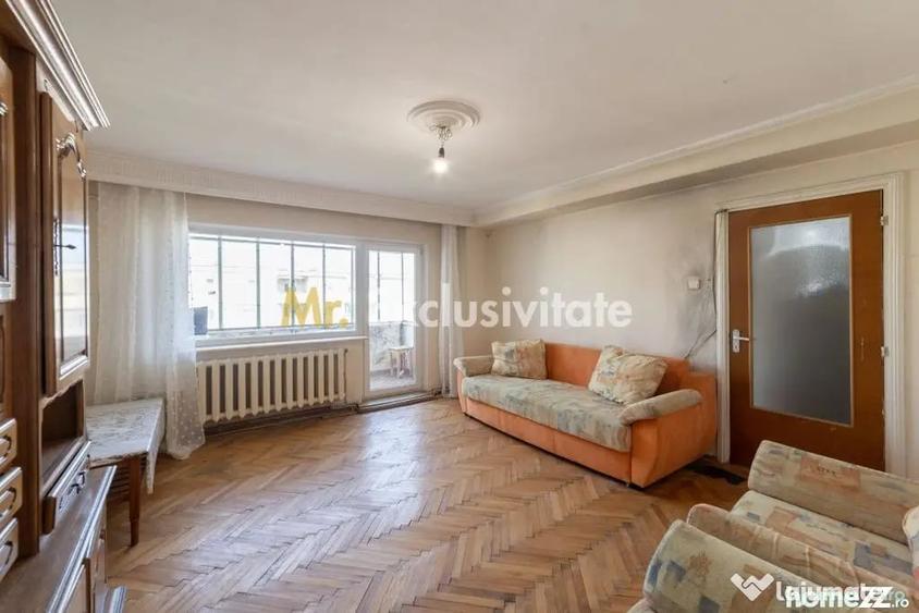 Apartament cu 3 camere decomandat în Găvana