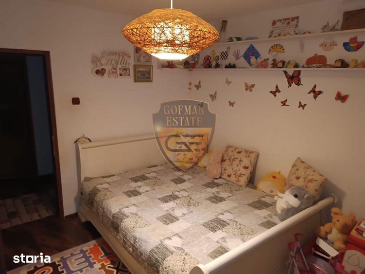 Apartament cu 2 camere, mobilat în Delfinariu