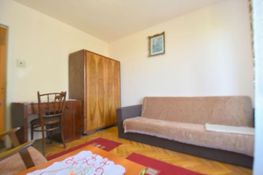 Apartament cu 2 camere decomandat, mobilat în Complex Studențesc