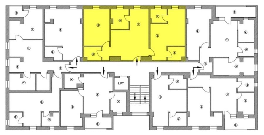 Apartament cu 3 camere semidecomandat în Central