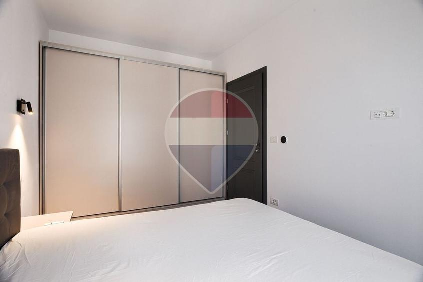 Apartament cu 2 camere semidecomandat, mobilat în UTA