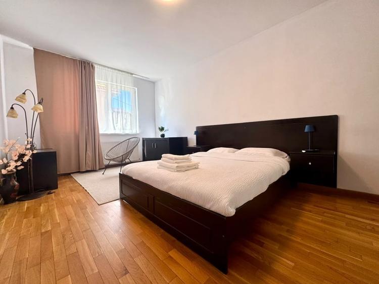 Apartament cu 3 camere semidecomandat, mobilat în Mănăștur