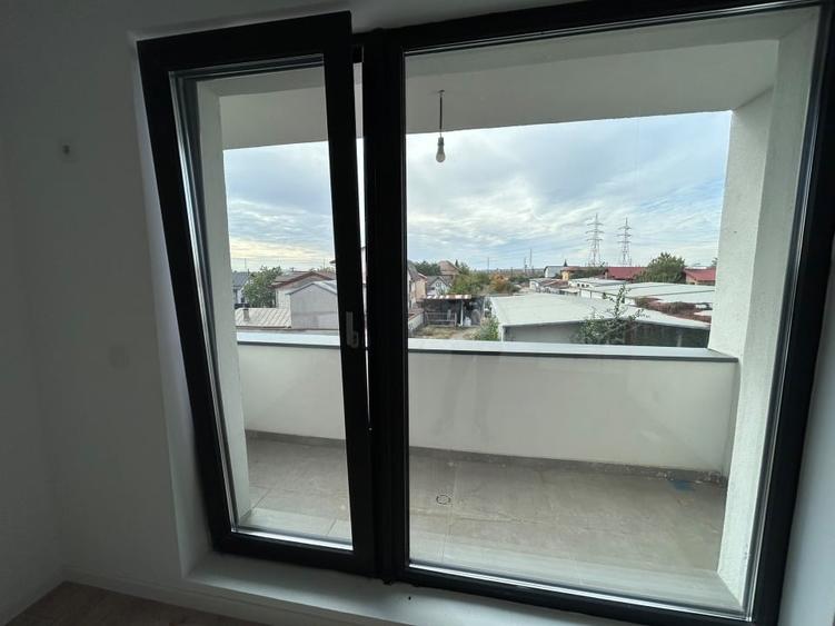 Apartament cu 3 camere decomandat în Albert