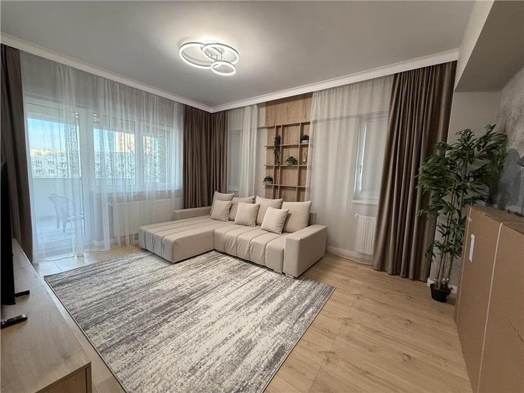 Apartament cu 2 camere decomandat în Central