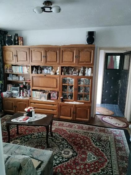 Apartament cu 3 camere semidecomandat în Văgiulești