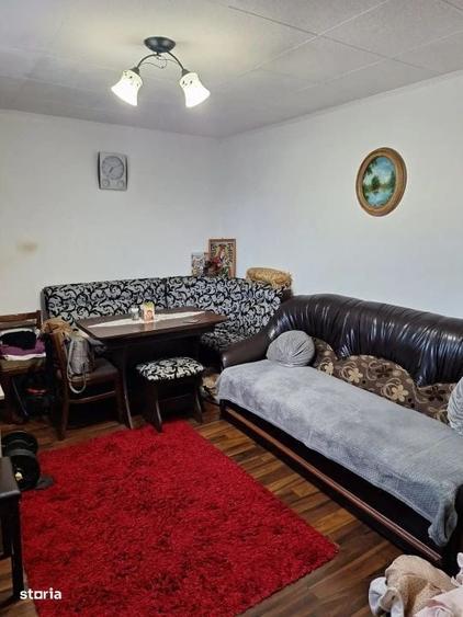 Apartament cu 2 camere decomandat în Bariera Vâlcii