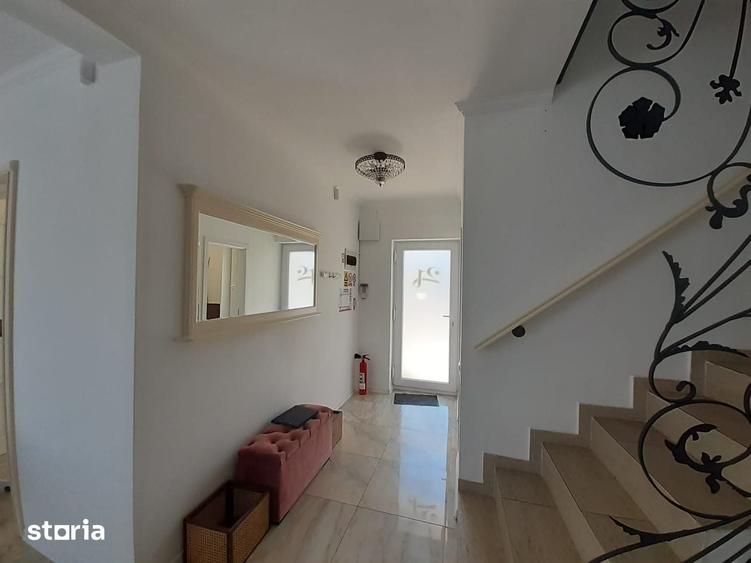 Casă cu 4 camere cu Teren 336 Mp în Valea Lupului