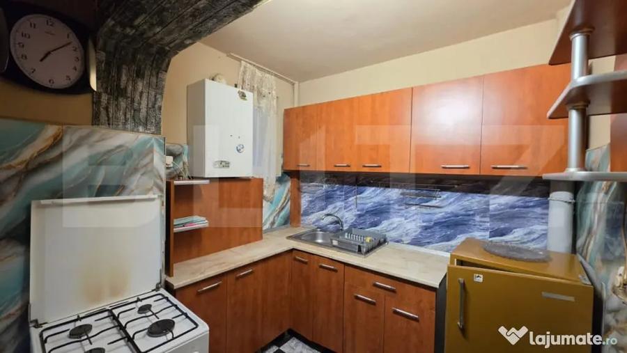 Apartament cu 2 camere decomandat în Micro 14