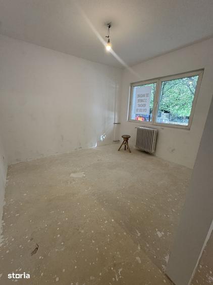 Apartament cu 2 camere în Romană
