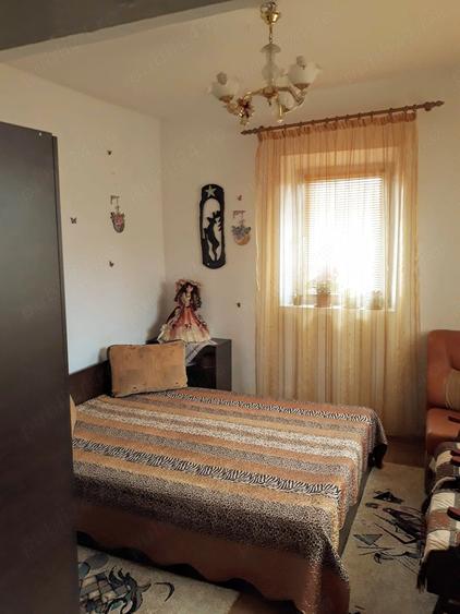 Casă cu 4 camere cu Teren 3134 Mp în Iazurile