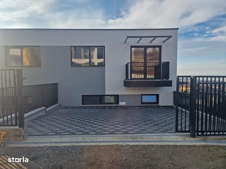 Vila in duplex, intr-o zona linistita, D+P+E, Dezmir - 10