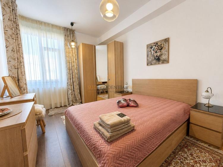 Casă individuală cu 4 camere cu Canalizare în Central