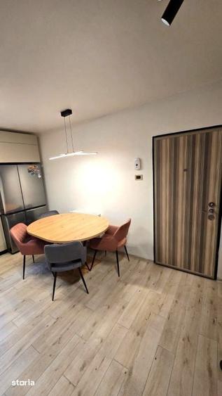 Apartament cu 3 camere în Zorilor