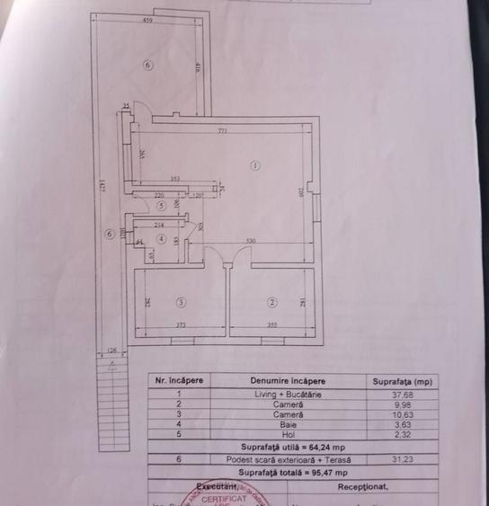 Apartament cu 3 camere semidecomandat în Vitan