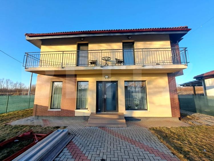 Casă individuală cu 4 camere cu Canalizare în Prejmer