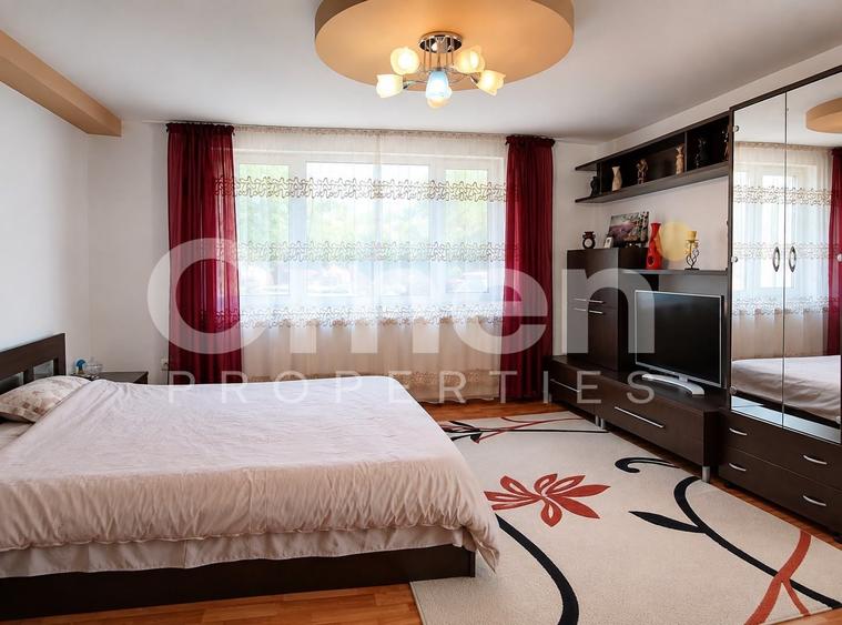 Casă cu 6 camere cu Piscina în Orașul Vechi
