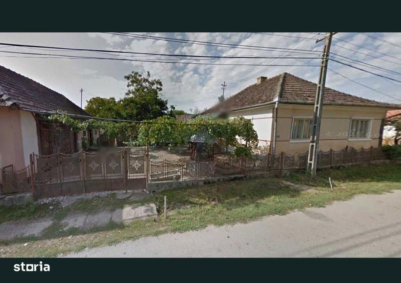 Casă cu 3 camere în Inău