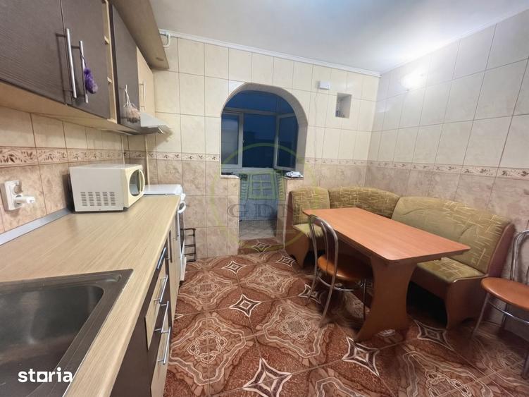Apartament cu 2 camere decomandat în Crângași