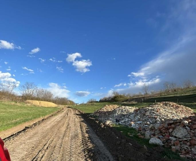 Teren agricol extravilan de 424 mp, în Central